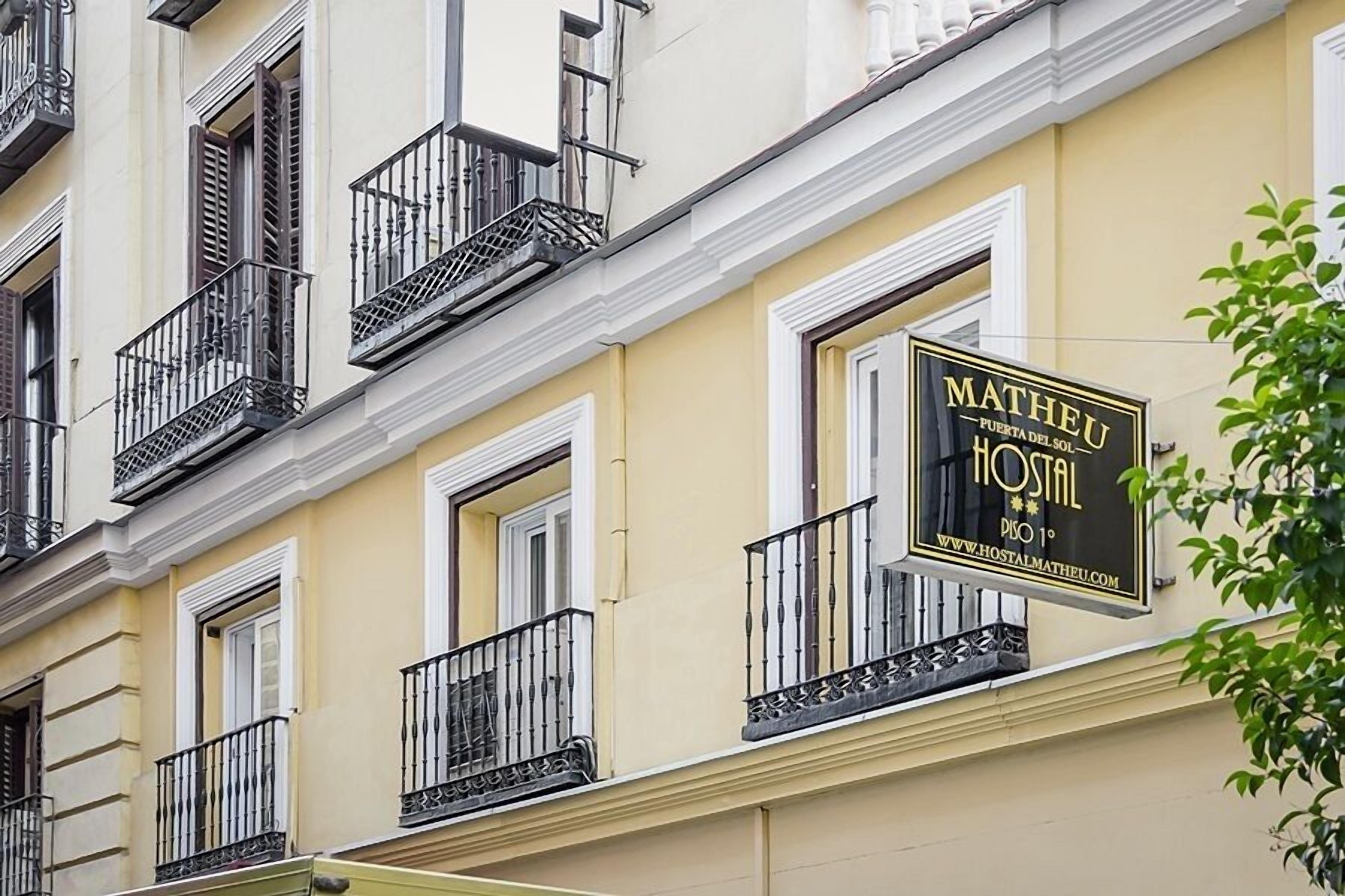 Hostal Matheu — Foto 2